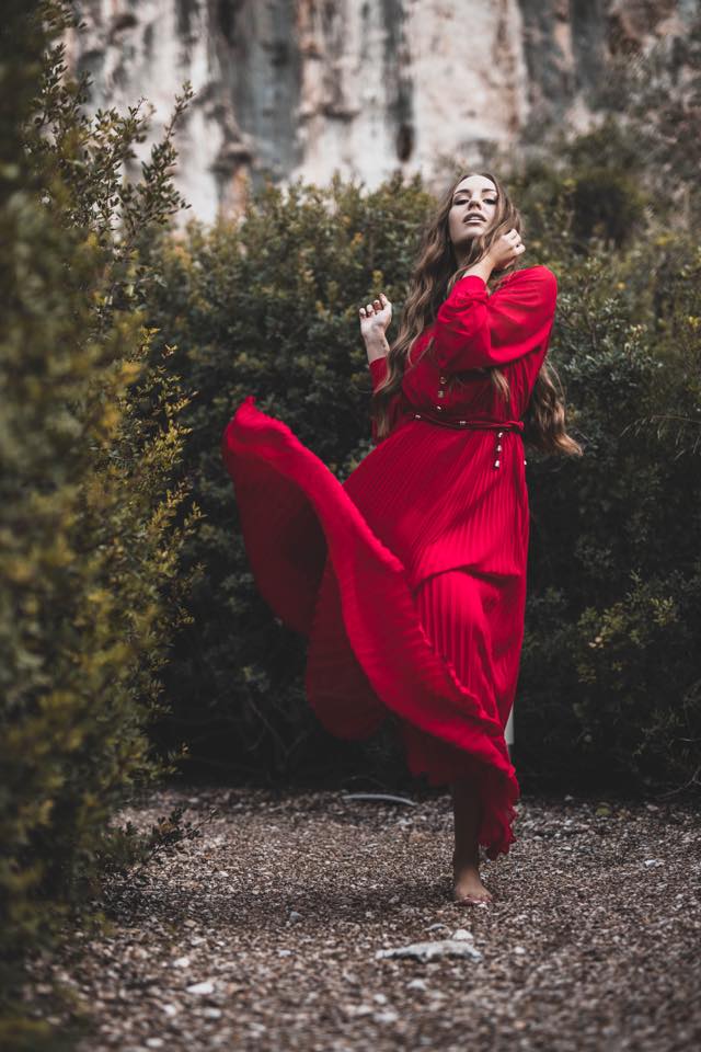 Ανδρομάχη Δημητροπούλου: «Σαν ψέμα» για την ελληνική μουσική 4 andromachi-dimitropoulou