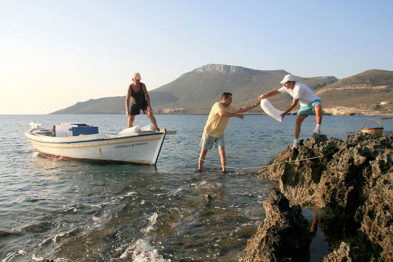 alykes-alatarees-kythira-alati-vraxon