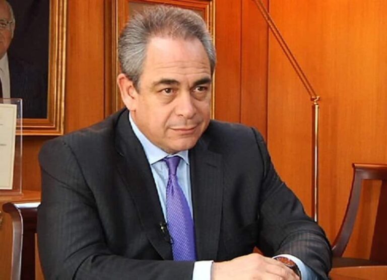 Νεκρός στο εργοστάσιο του στο Κρυονέρι που φλέγεται ο πρόεδρος του ΕΒΕΑ Κ. Μίχαλος!