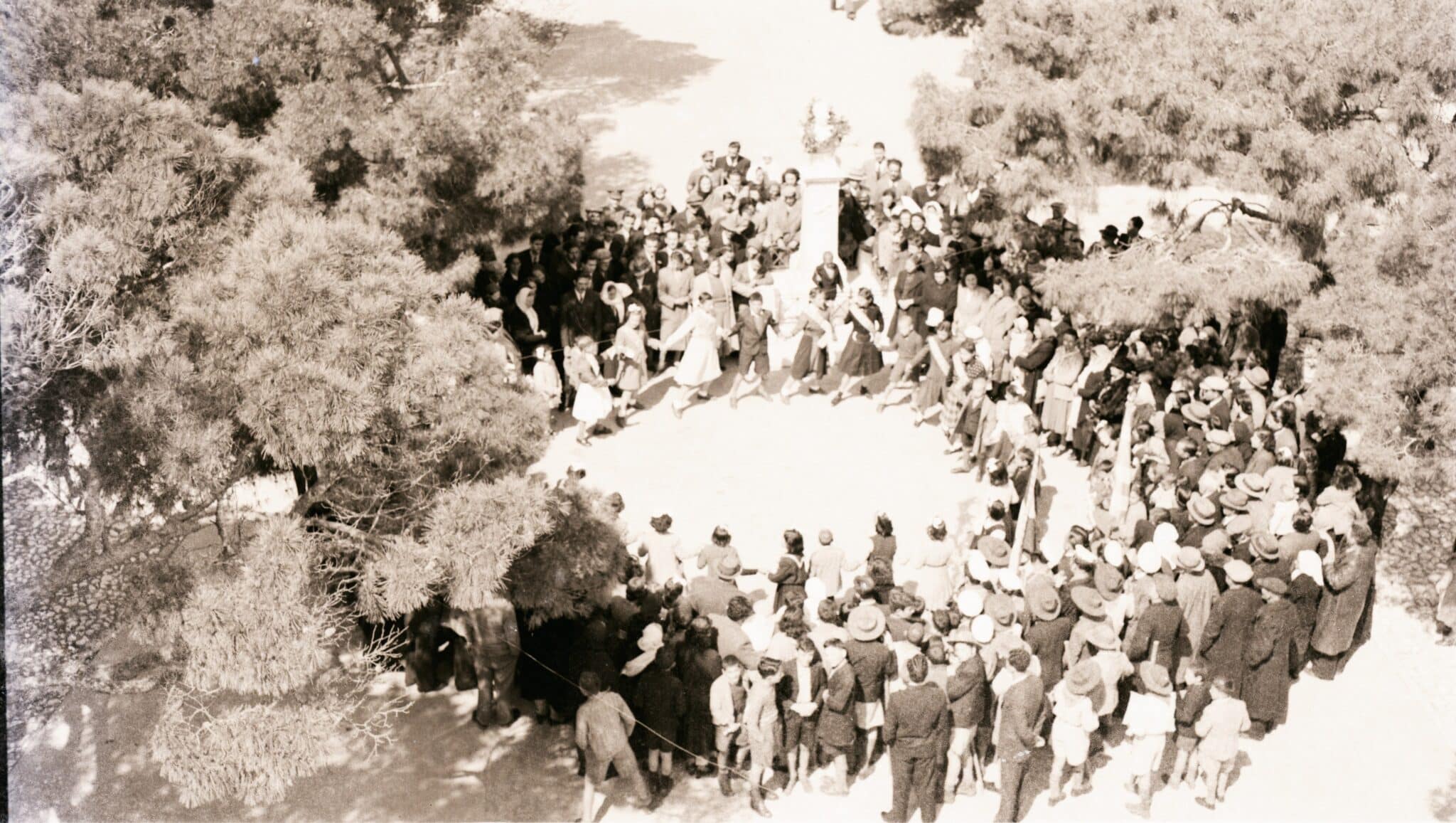 potamos-plateia-Manolis-Sofios