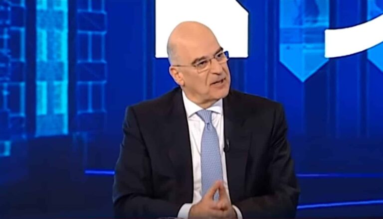 nikos-dendias