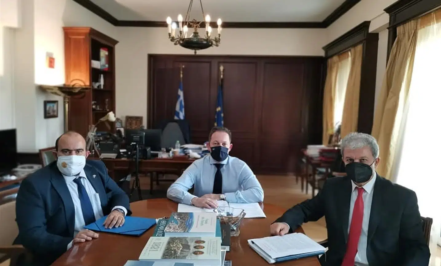 xarxalakis-petsas-amanatidis