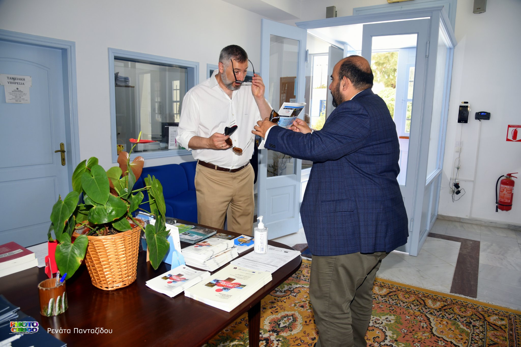 Ο Πρέσβης της Αυστραλίας Arthur Spyrou στα Κύθηρα 2 281801268 2230501480440563 2928774655913908427 n