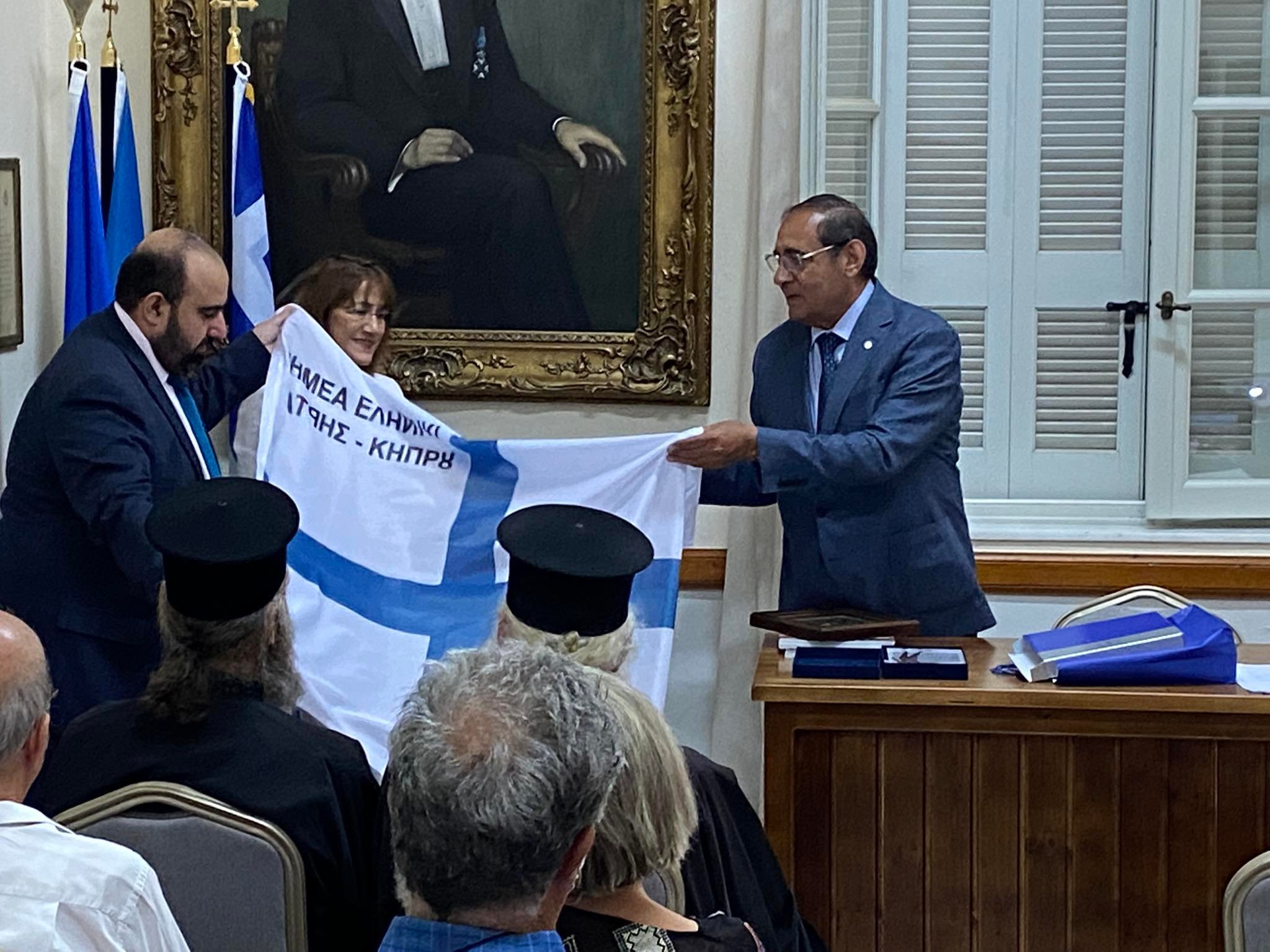 adelfopoiisi karavas2