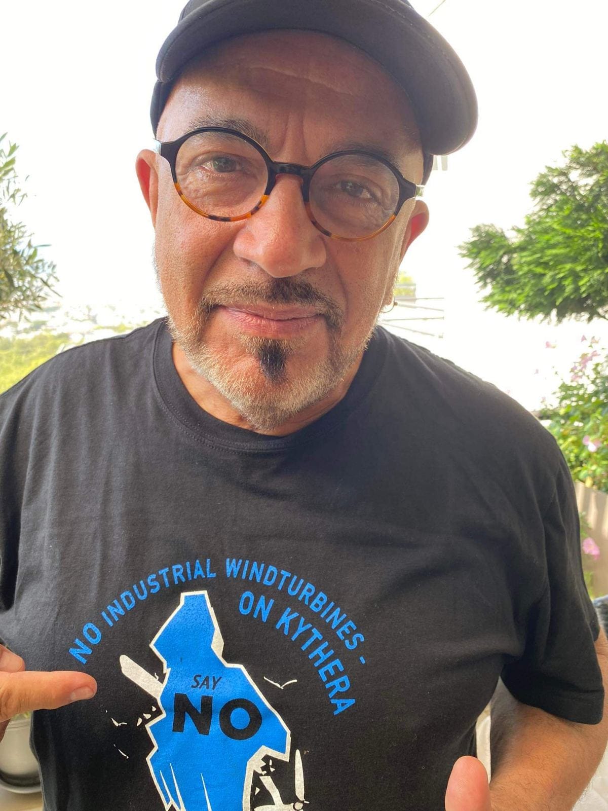 Ο Γιάννης Ζουγανέλης λέει όχι στα φαραωνικά ΑΠΕ στα Κύθηρα! 1 giannis zouganelis