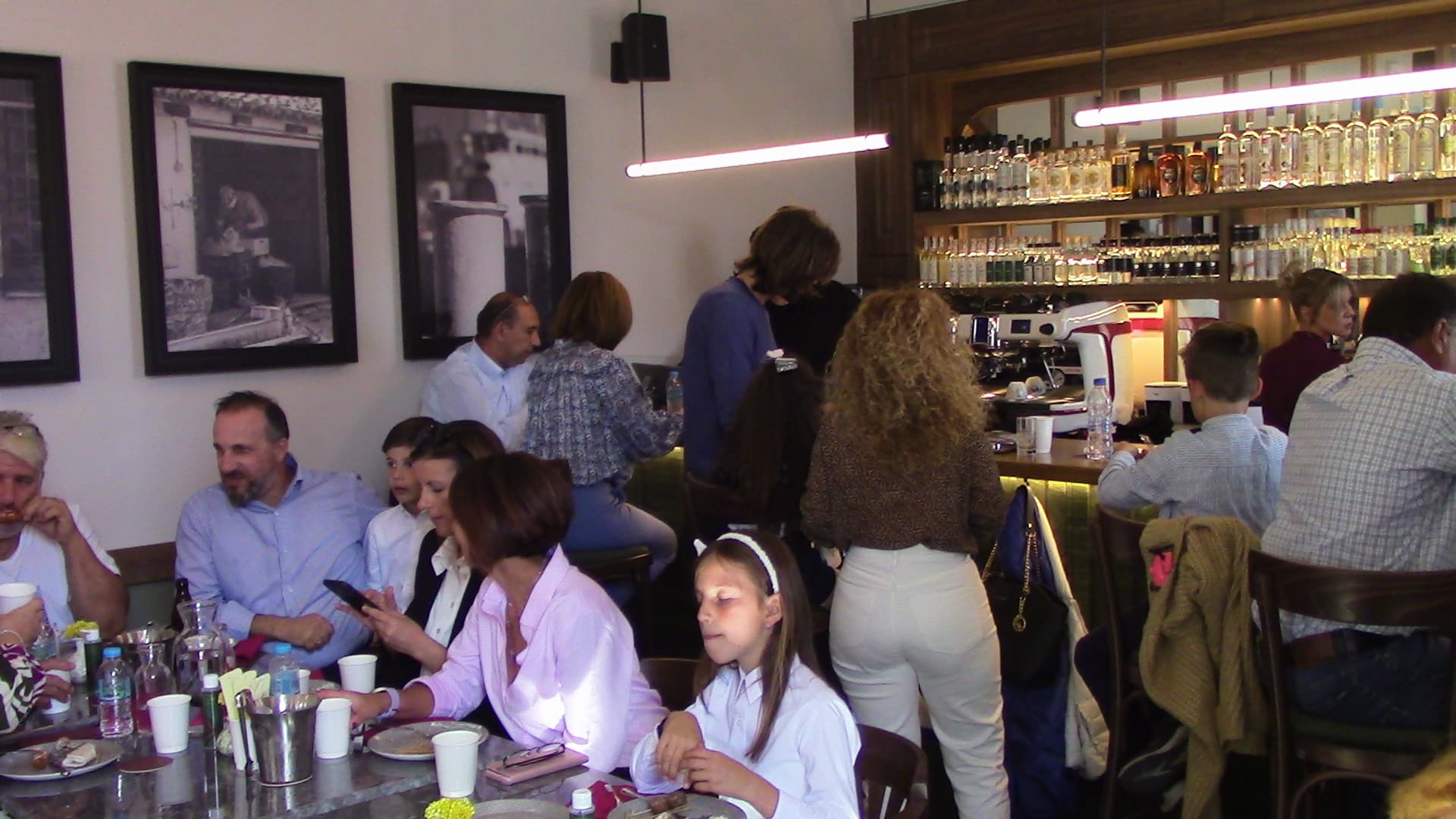 Είναι γεγονός: Το τσιπουράδικο «ο κυρ Αντώνης ο Μορφονιός» έκανε εγκαίνια στο Λιβάδι! 11 IMG 1814