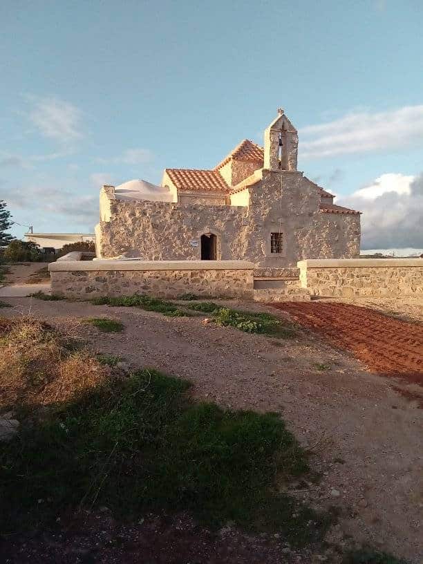 agios andreas lourantos pieros