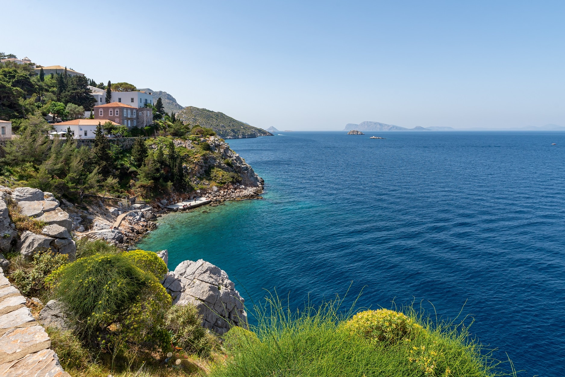 The,Beautiful,Seashore,And,Water,Of,Hydra,Island,,Greece.