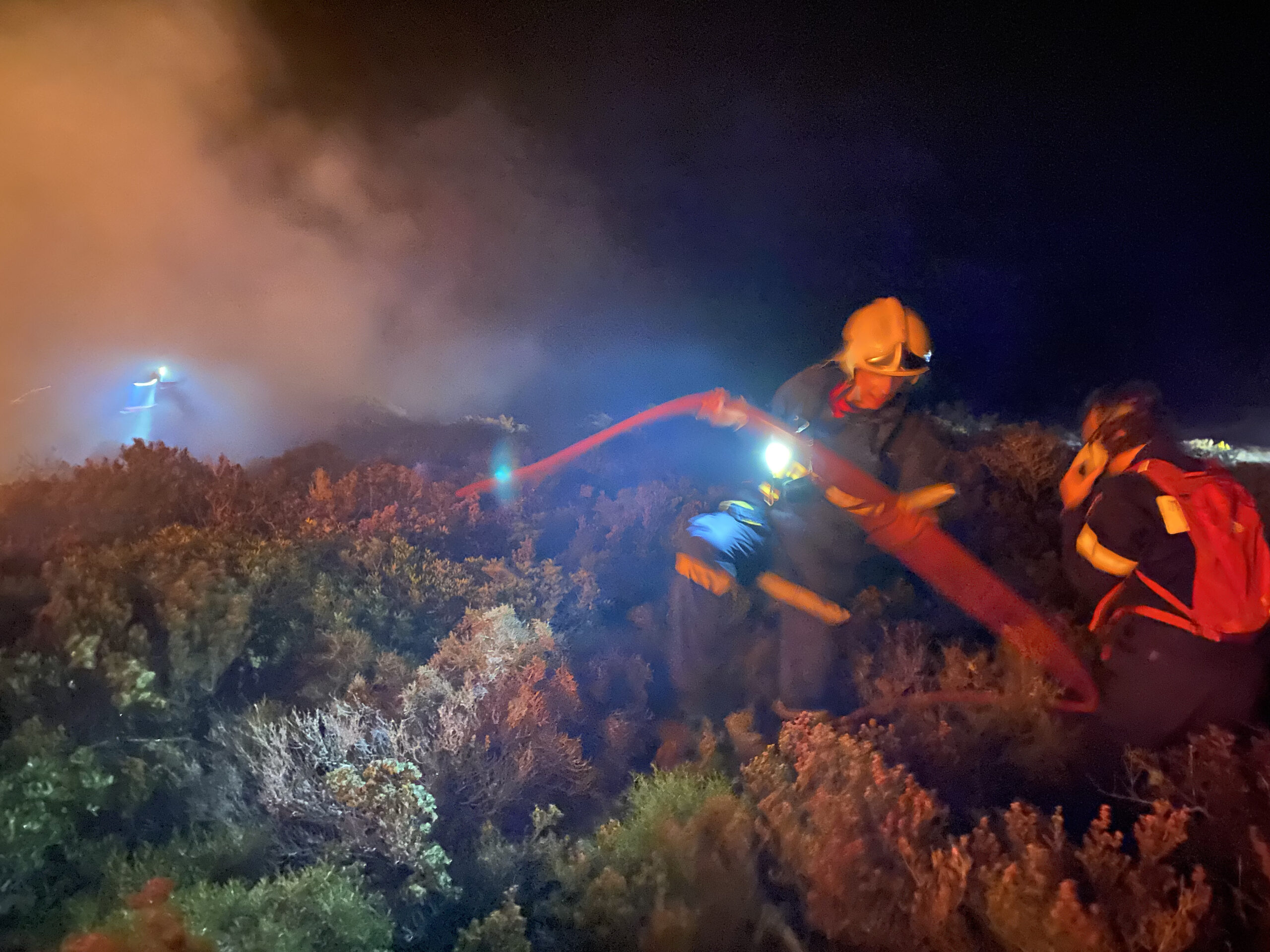 πυροσβέστες στα Κύθηρα
