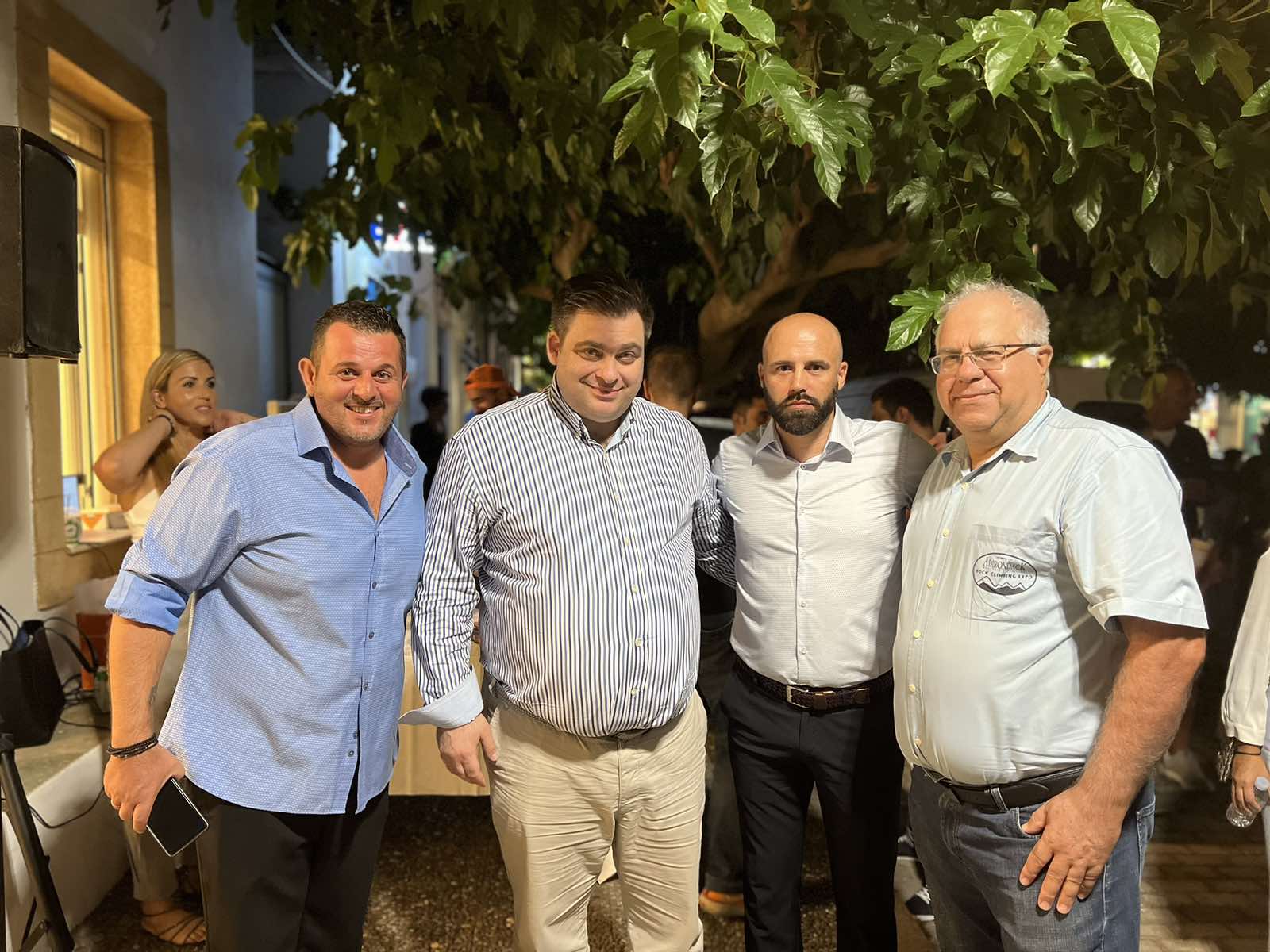 IMG 028776da0e66e38404070e5646f0c23e V