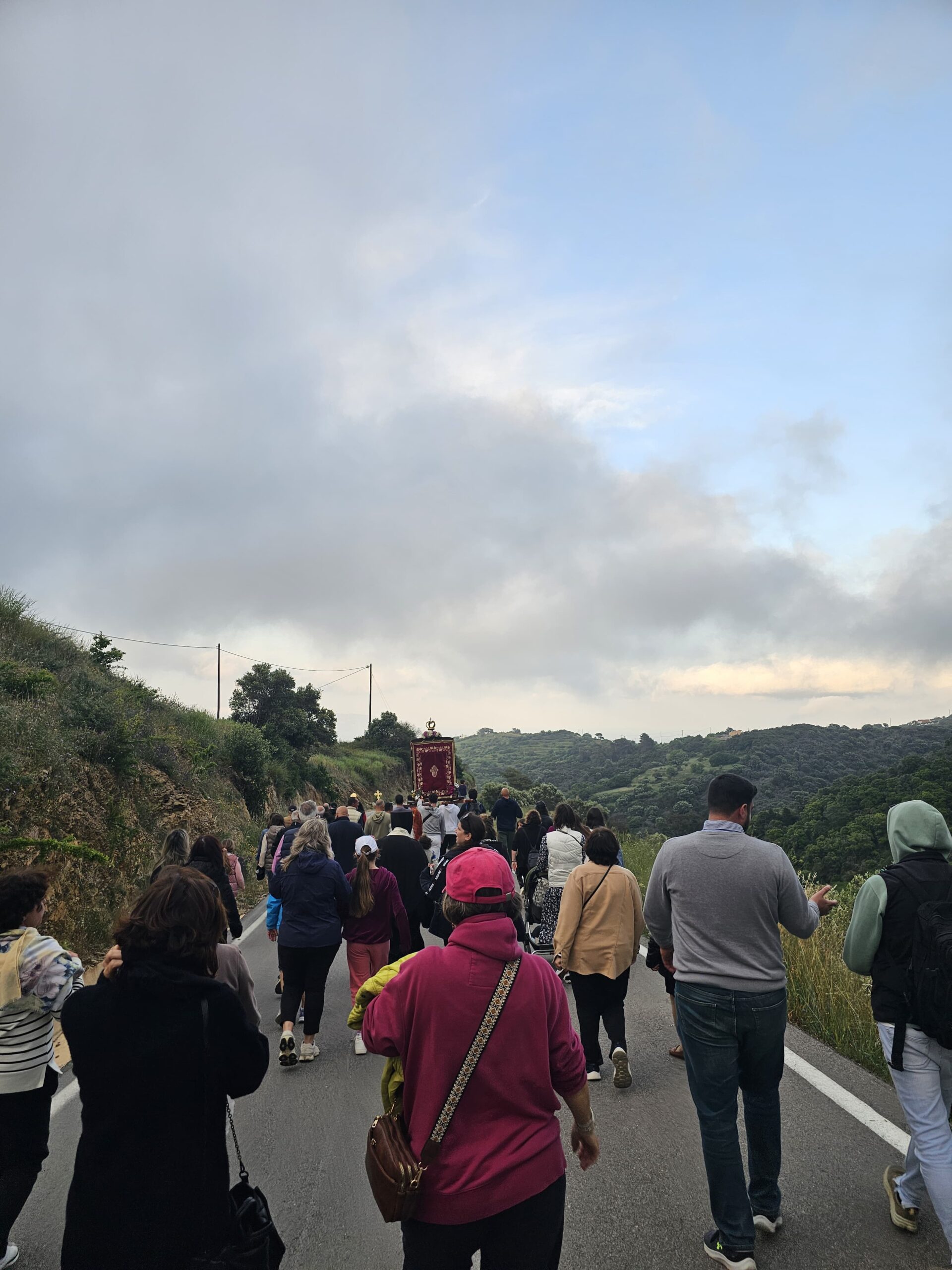 Η γύρα της Παναγίας στον Καραβά και την Πλατειά Άμμο 4 02890cf8 593a 4209 a8af edd86a66cc71 scaled
