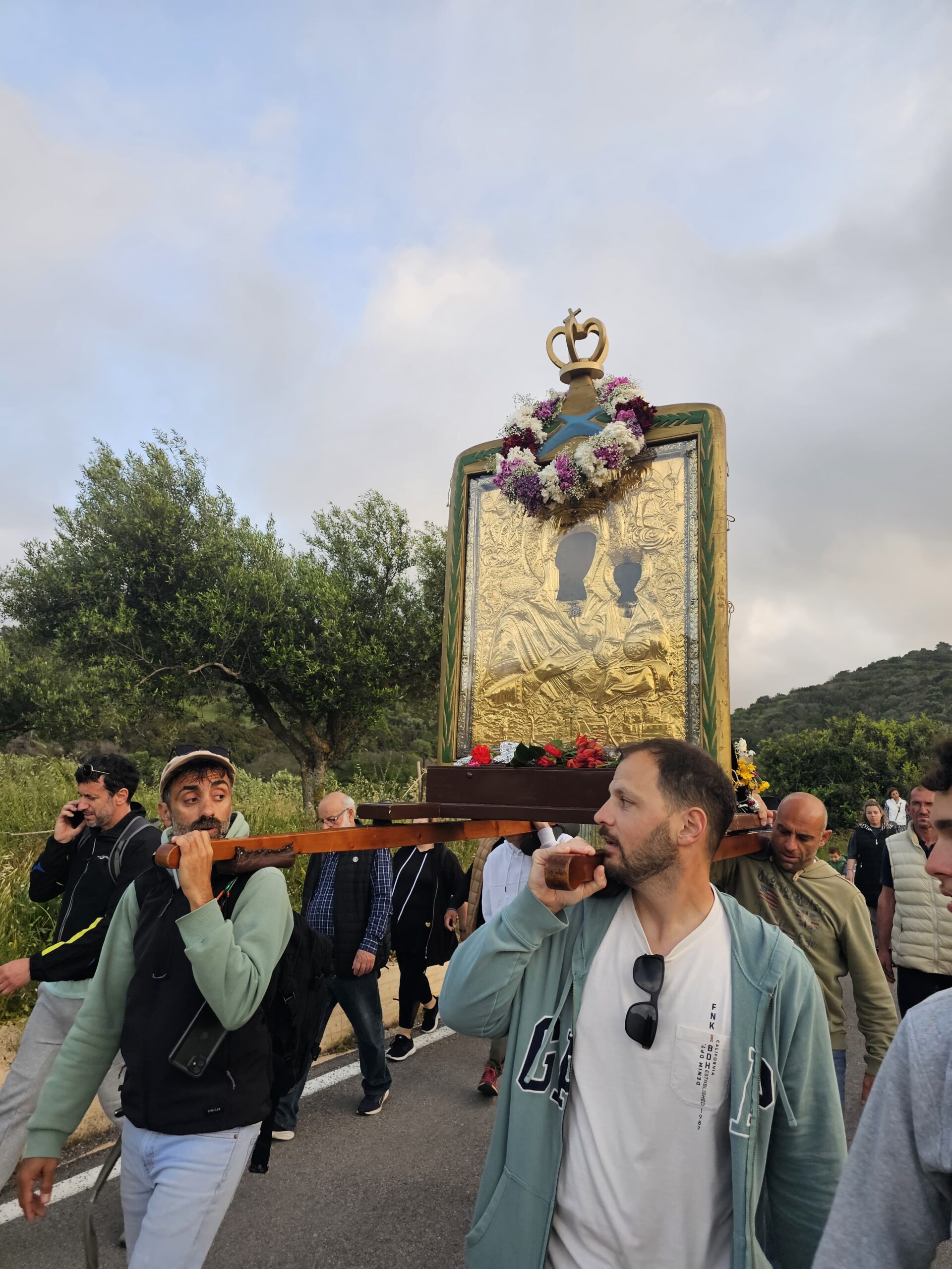 Η γύρα της Παναγίας στον Καραβά και την Πλατειά Άμμο 3 2a0897e9 6e24 4fbc b8c3 91115995e9c8 scaled