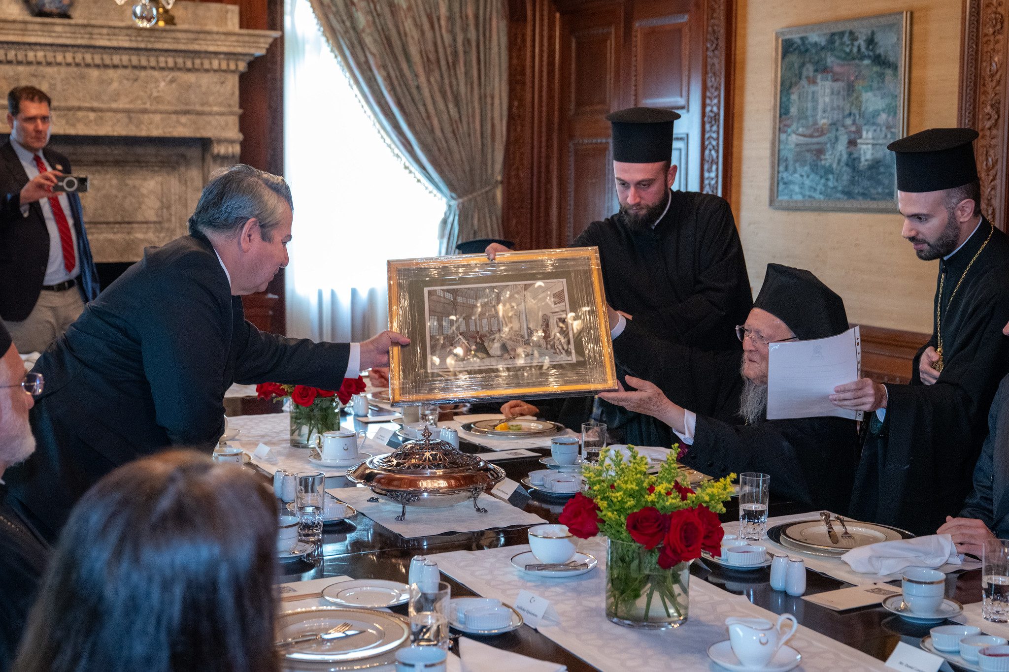 549579025 1202301888606893 7748007264204816101 n