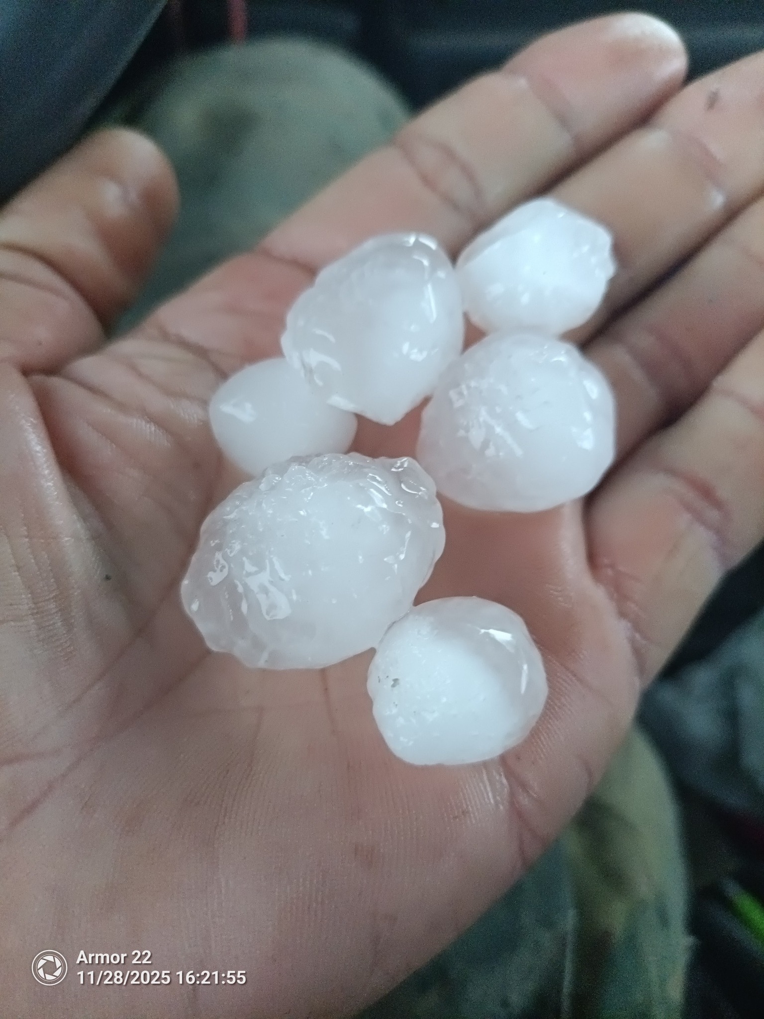 Kythira: Storm “Adel” with continuous rain and hailstones larger than chestnuts! 1 589483142 1384530973225187 2966016785017305577 n