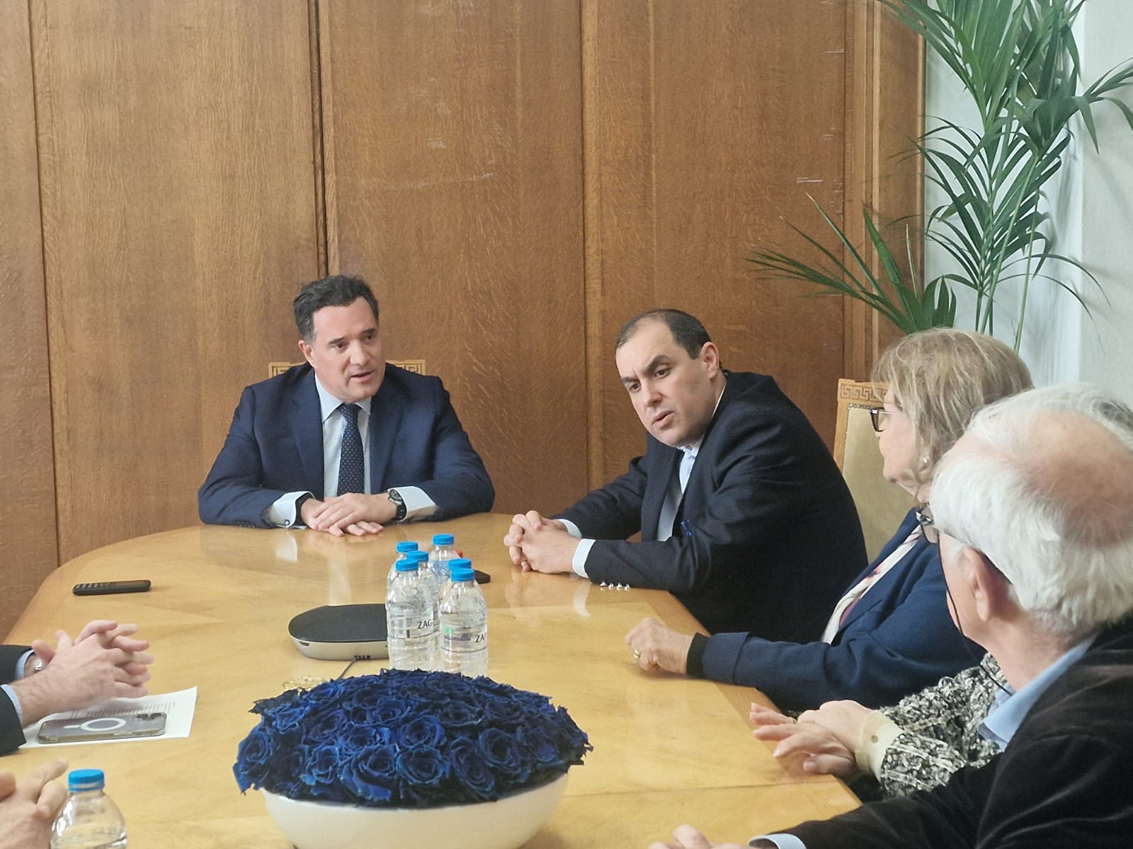 «Καμία υποβάθμιση» λέει ο Γεωργιάδης για τα Κύθηρα: Άμεσες προκηρύξεις, επιδόματα και συμβάσεις με ιδιώτες 4 image0