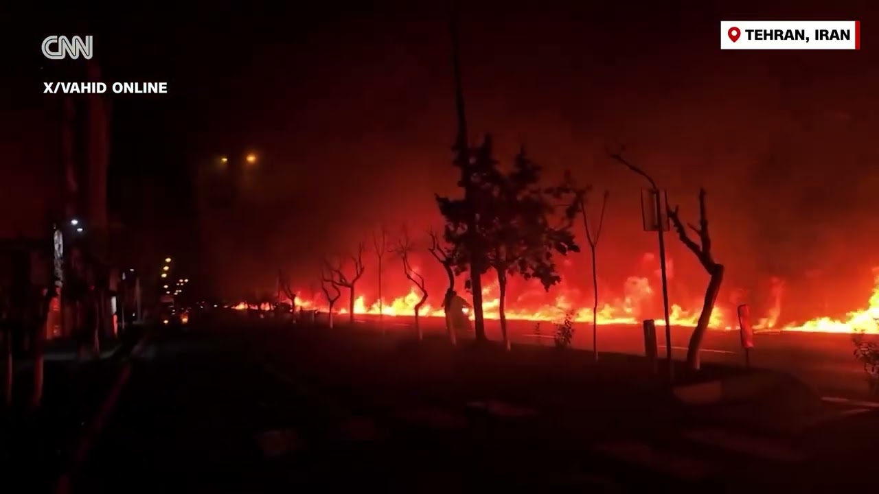 Ομοβροντία ιρανικών πυραύλων εναντίον του Ισραήλ – Νέα ισραηλινά πλήγματα στο Ιράν