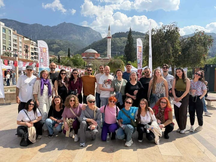 Συμμετοχή στο Διεθνές Φεστιβάλ Παραδοσιακών Χορών στη Μαγνησία (Manisa) Τουρκίας