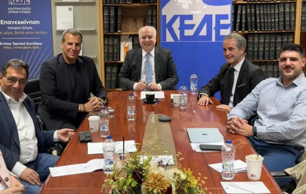 «Όχι» σε οριζόντιες πολιτικές στον τουρισμό – Η τοποθέτηση Σοφιού στην ΚΕΔΕ