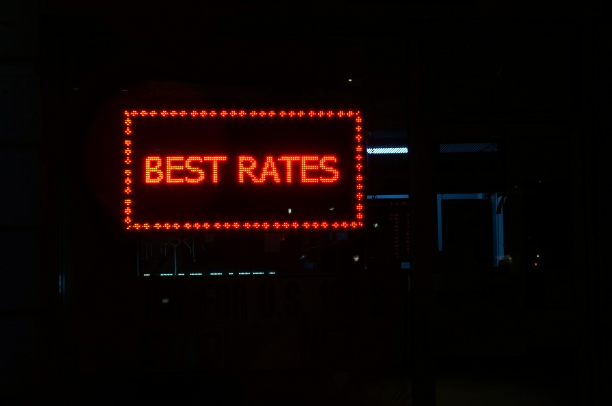 best-rates-led-signage-stockpack-unsplash