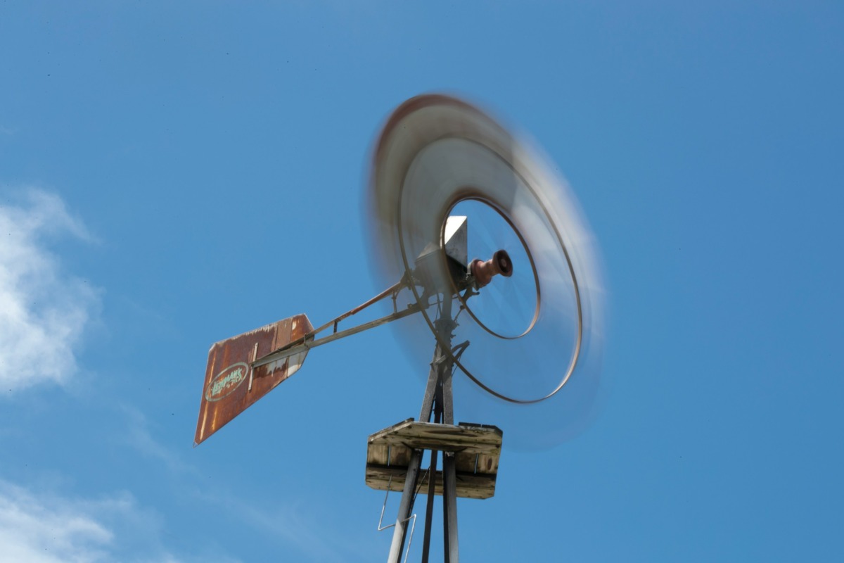 Spinning windmill